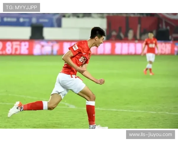 齐沃：先陪妻子再考虑德比，劳塔罗是球队的榜样