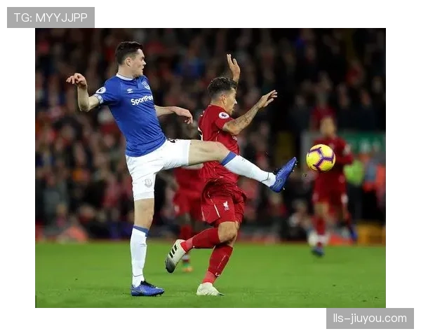 数据显示恩波利本赛季在己方禁区内完成解围次数位列联赛第一